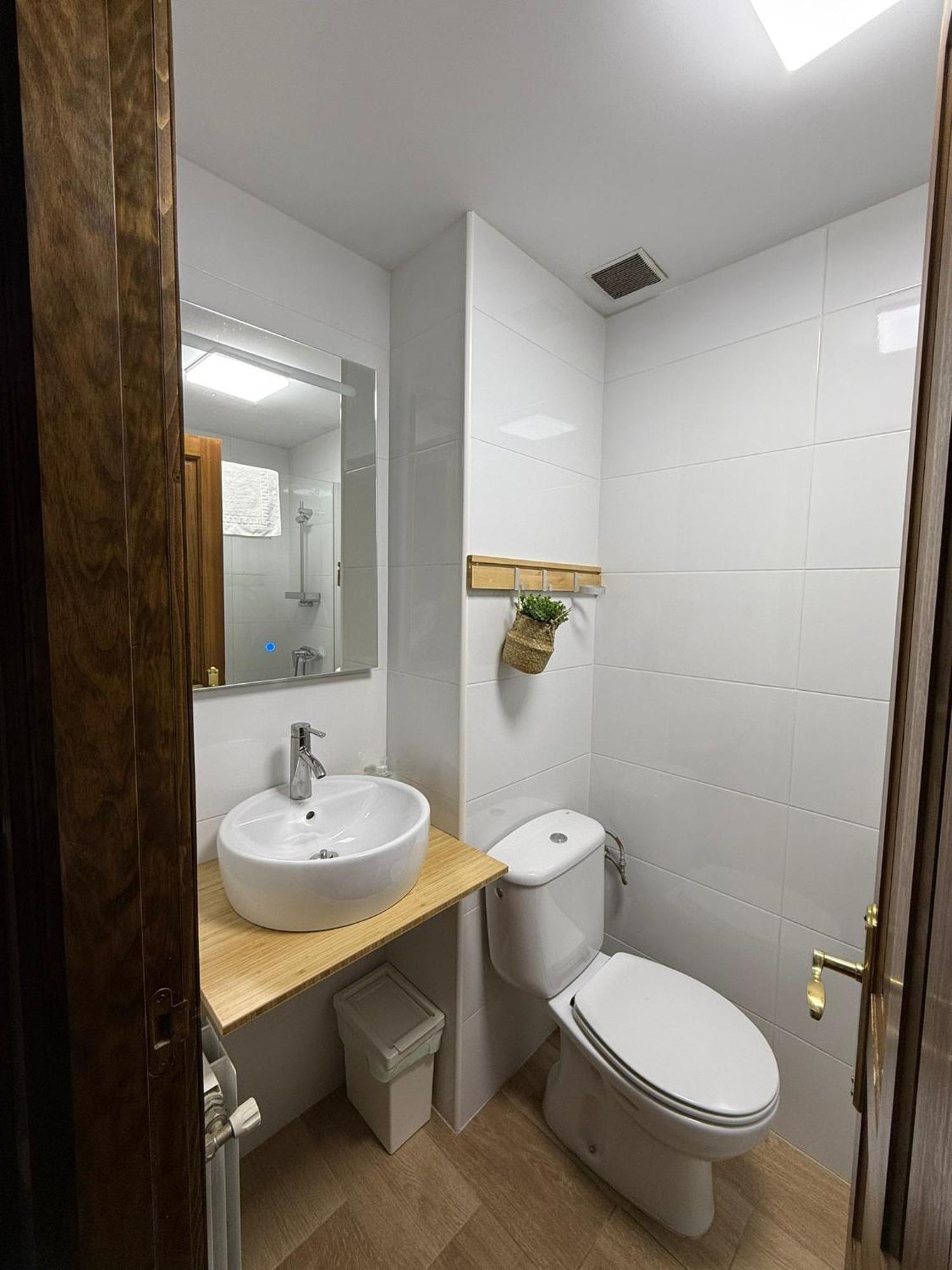 Chalet Turistico La Jenduda Охедо Экстерьер фото